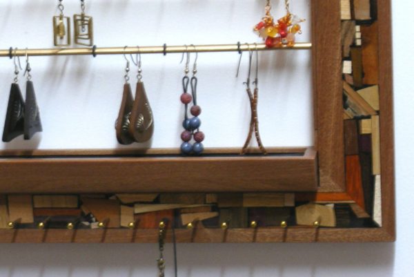 Hanging Earring Holder & Jewelry Organizer - Jacobean – Earring Holder  Gallery