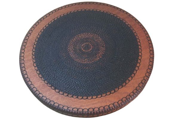 Large-Round-Cutting-Board-Pyro-Decorated-Challah-Board-Wooden-Table-Bling-Fancy-Challah-Boards-CUTPyro-L-32cm-sap-RWC-IMG_2550.jpg