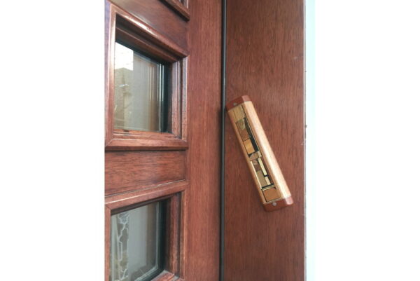 customers-Mezuzah-mounted-on-door-MEZ-mxxw-xl-O-RW-MG_8808.jpg